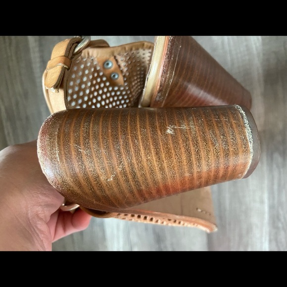 Rag & Bone Tan Leather Cutout Sling back Heel Sandals - Picture 6 of 7